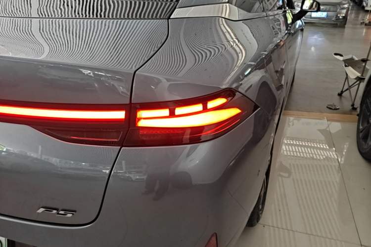 Used XPeng P5 2022 550E Exterior 3