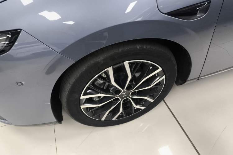 Used XPeng P5 2022 460E+ Exterior 4