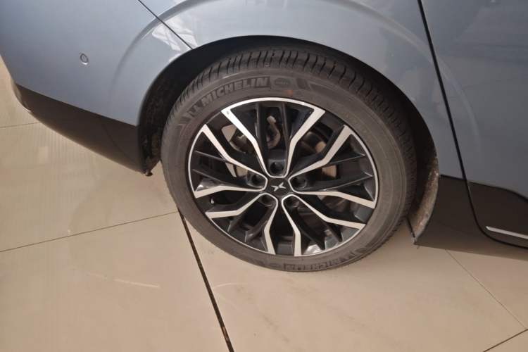 Used XPeng P5 2022 550E Exterior 5