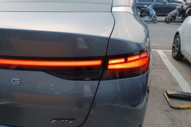 Used XPeng P5 2022 460E+ Exterior 6