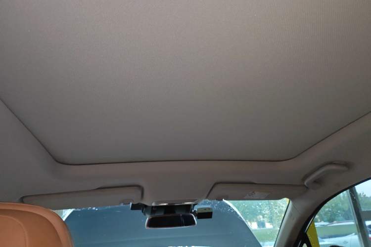 Used XPeng P5 2022 550E Headliner