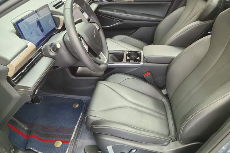 Used XPeng P5 2022 460P Interior 11