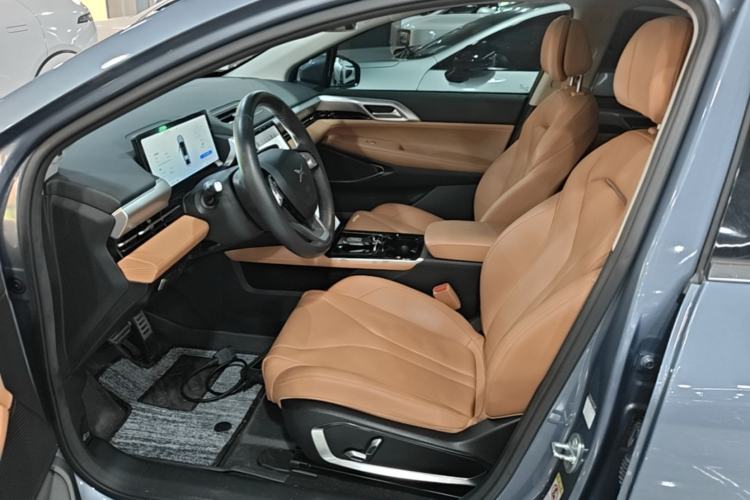 Used XPeng P5 2022 550P Left Front Seat
