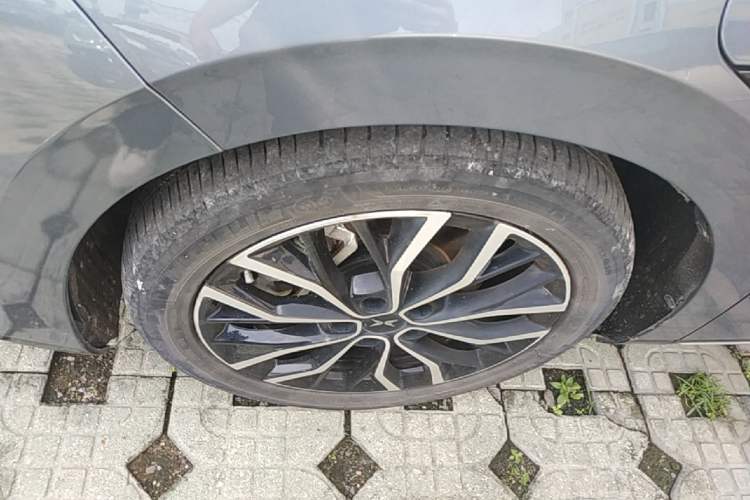 Used XPeng P5 2022 460E+ Left Front Wheel Hub