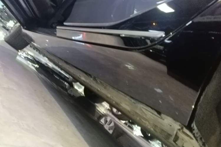 Used XPeng P5 2022 600P Left Side Sill