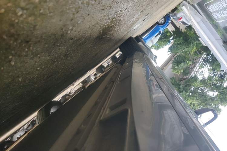 Used XPeng P5 2022 460E+ Left Side Sill