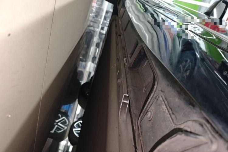 Used XPeng P5 2022 460E+ Left Side Sill