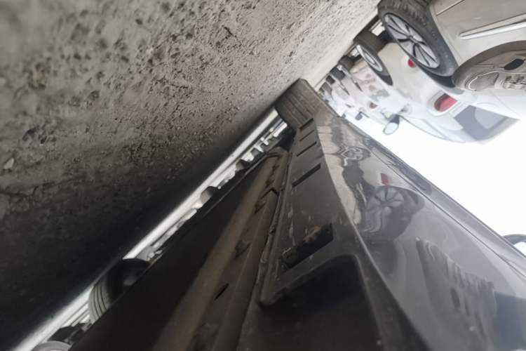 Used XPeng P5 2022 600P Left Side Sill