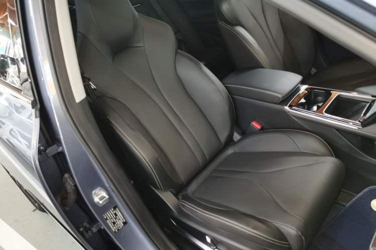 Used XPeng P5 2022 460P Right Front Seat