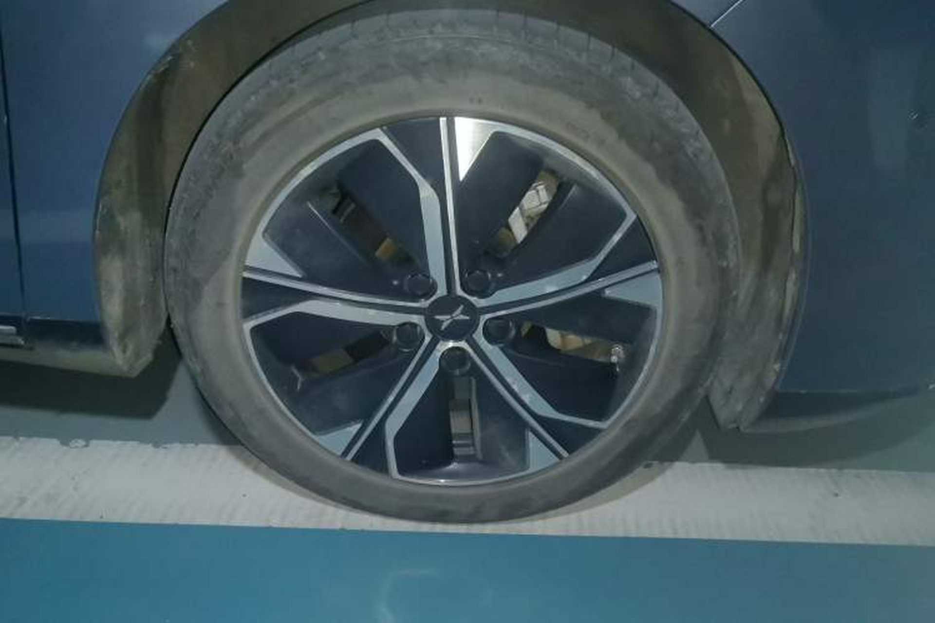 Used XPeng P5 2022 460E Right Front Wheel Hub