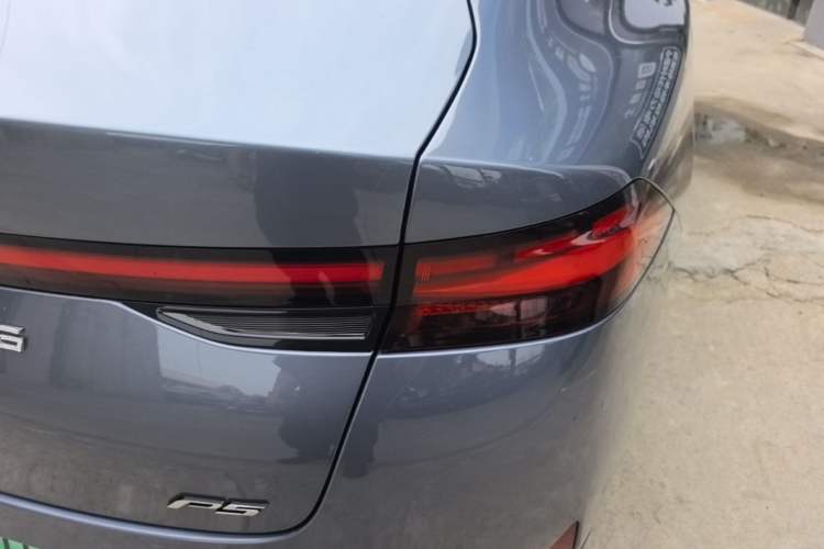 Used XPeng P5 2022 460E+ Right Rear Taillight