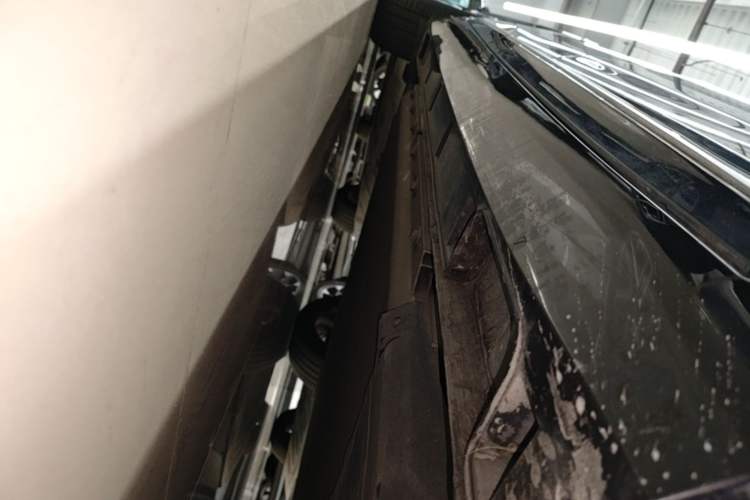 Used XPeng P5 2022 460E+ Right Side Sill
