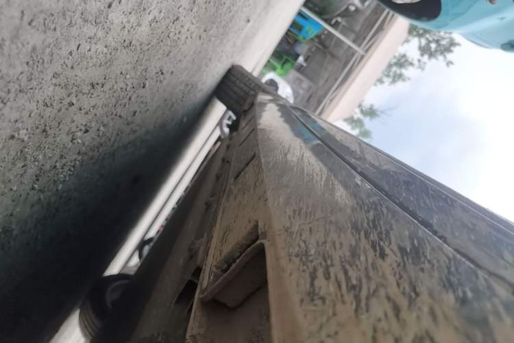 Used XPeng P5 2022 600P Right Side Sill