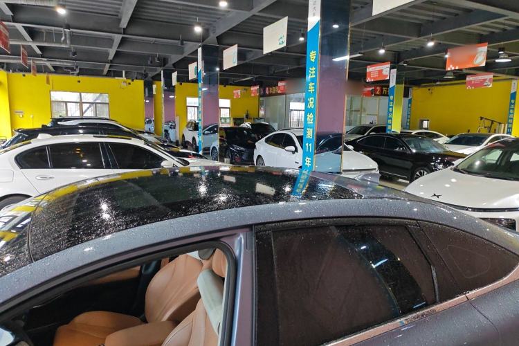 Used XPeng P5 2022 550E Roof