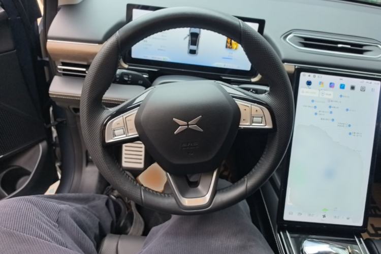 Used XPeng P5 2022 460E+ Steering Wheel