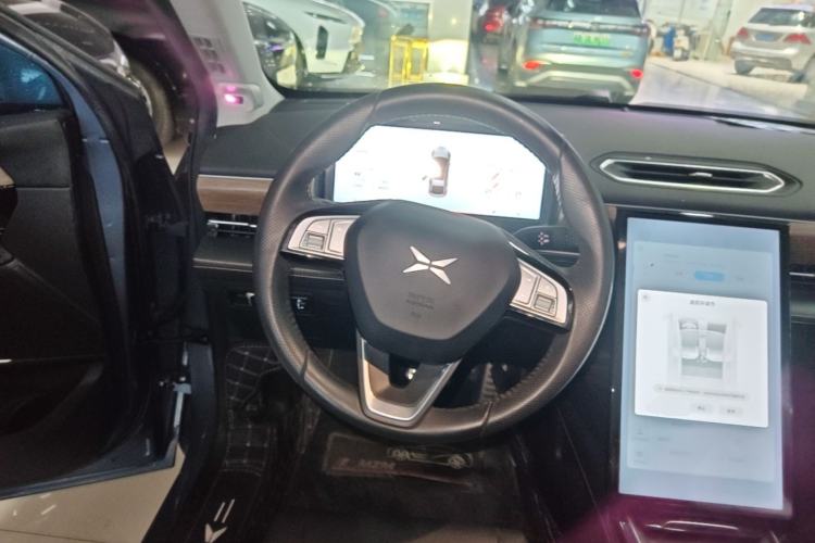 Used XPeng P5 2022 460E+ Steering Wheel