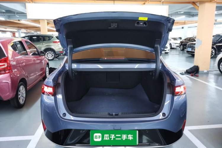 Used XPeng P5 2022 460P Trunk