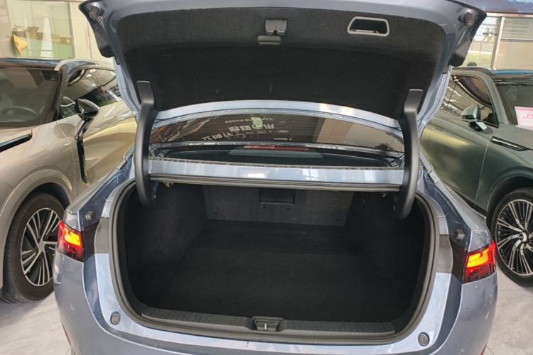 Used XPeng P5 2022 460E+ Trunk
