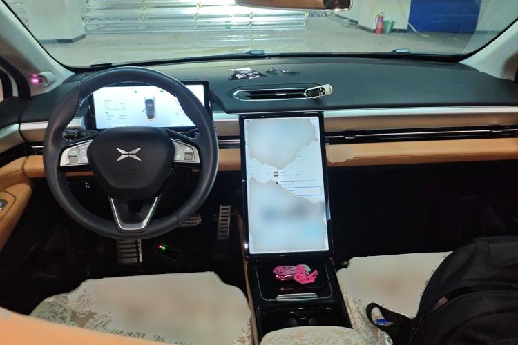 Used XPeng P5 2022 550E Center Console