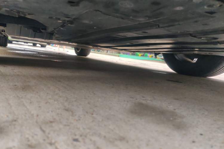 Used XPeng P5 2022 550P Chassis Front Right
