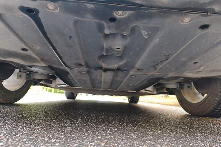 Used XPeng P5 2022 460E+ Chassis Rear