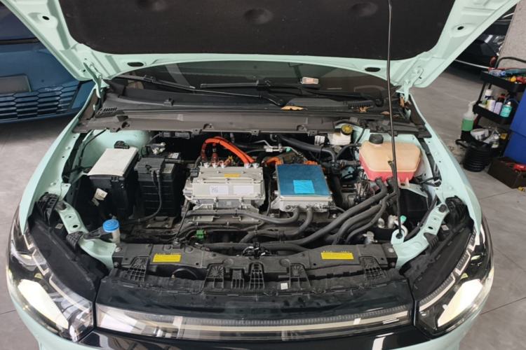 Used XPeng P5 2022 550E Engine Bay