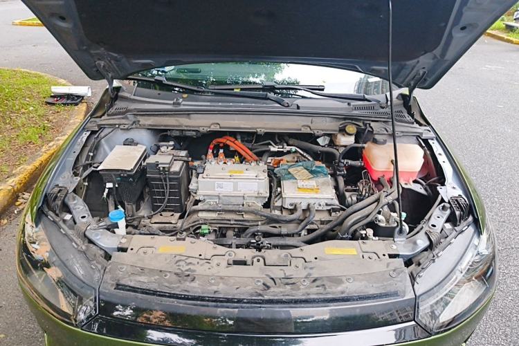 Used XPeng P5 2022 460E+ Engine Bay