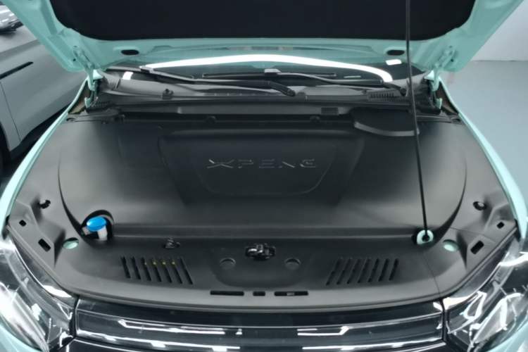 Used XPeng P5 2022 550E Engine Bay
