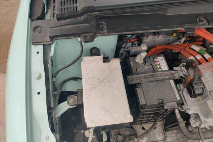 Used XPeng P5 2022 550P Engine Bay Right