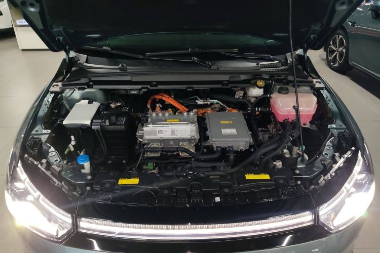 Used XPeng P5 2022 550P Engine Bay