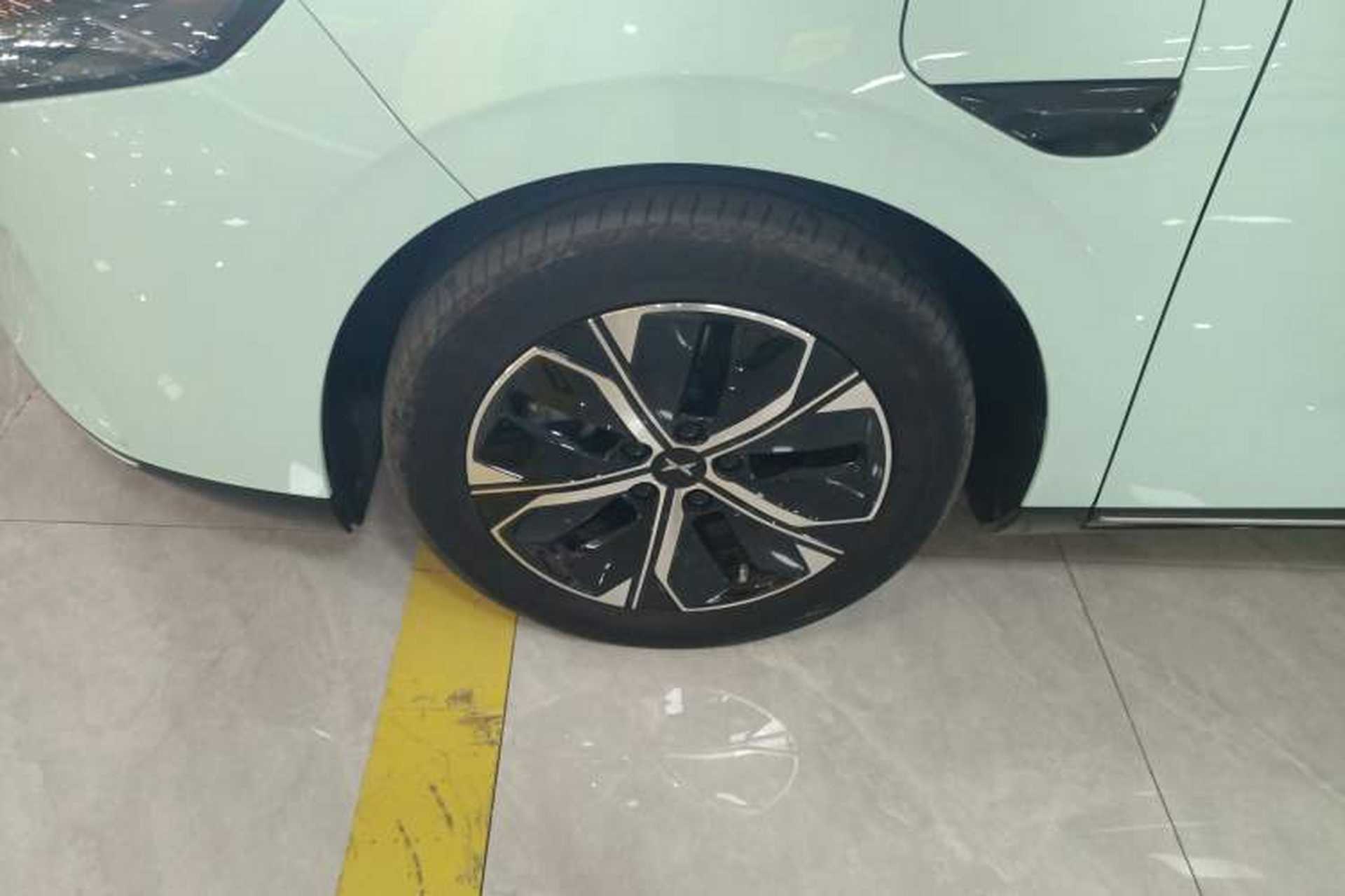 Used XPeng P5 2022 550E Exterior 7