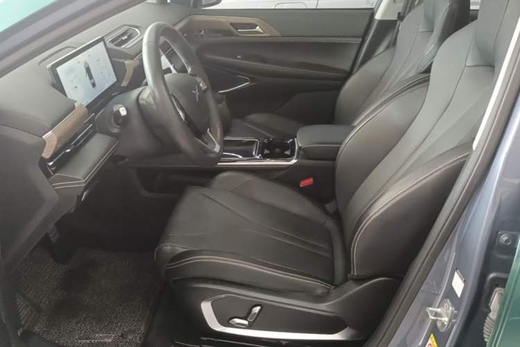 Used XPeng P5 2022 550E Left Front Seat