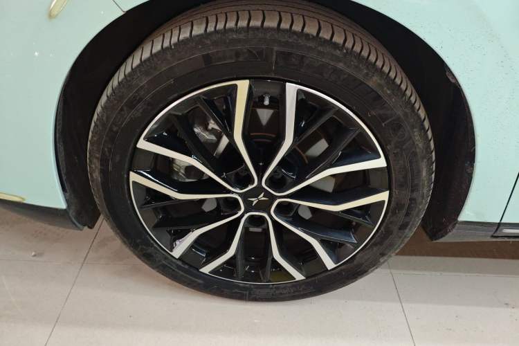 Used XPeng P5 2022 550E Left Front Wheel Hub