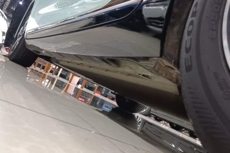 Used XPeng P5 2022 550E Left Side Sill