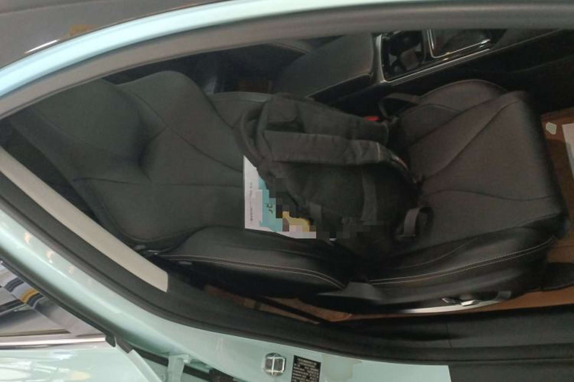Used XPeng P5 2022 550E Right Front Seat