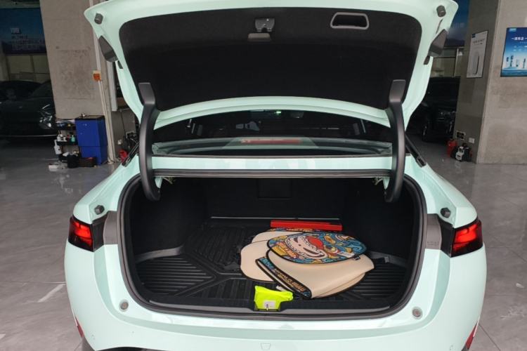 Used XPeng P5 2022 550E Trunk