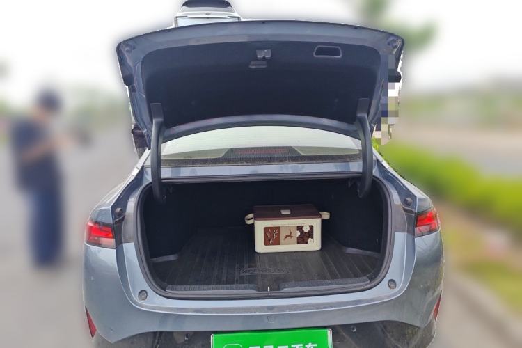 Used XPeng P5 2022 550E Trunk