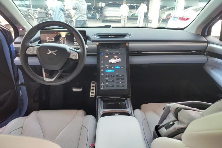 Used XPeng P5 2022 460E Center Console