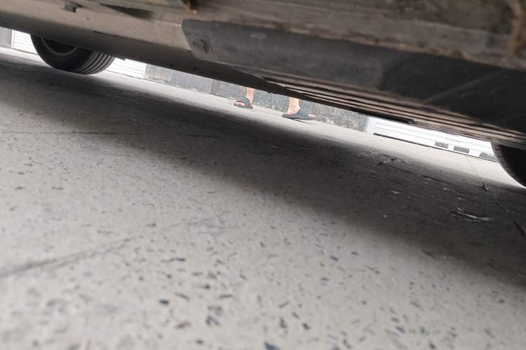 Used XPeng P5 2022 460P Chassis Front Right