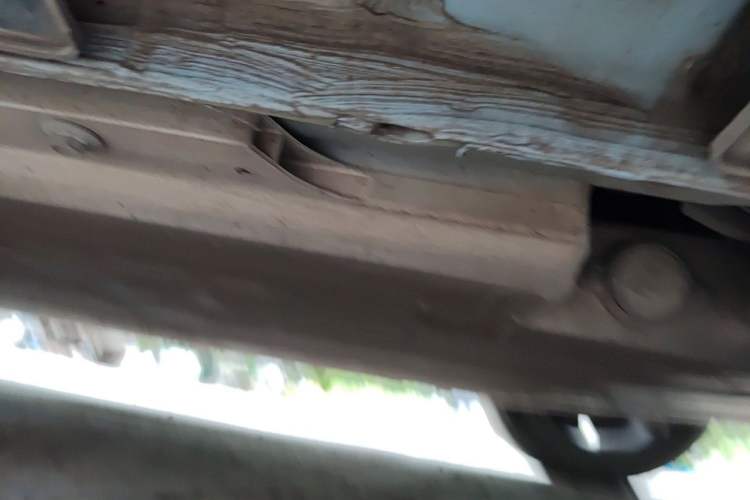 Used XPeng P5 2022 550E Chassis Rear Left