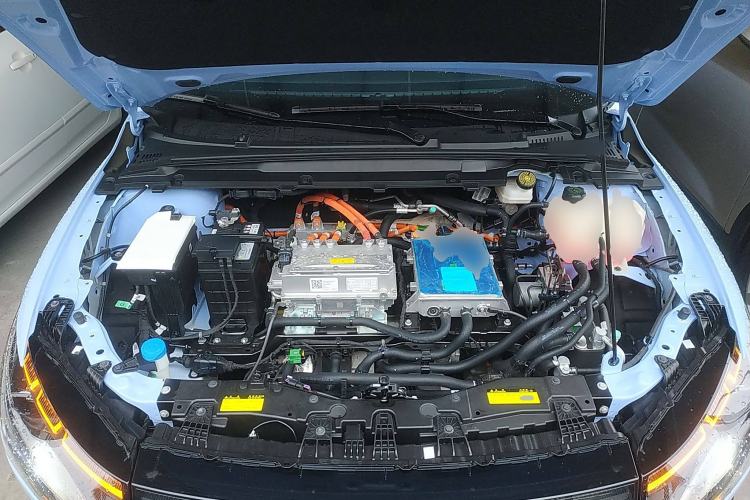 Used XPeng P5 2022 460E+ Engine Bay