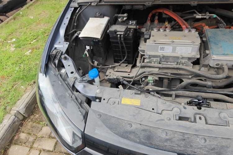 Used XPeng P5 2022 460E+ Engine Bay Right
