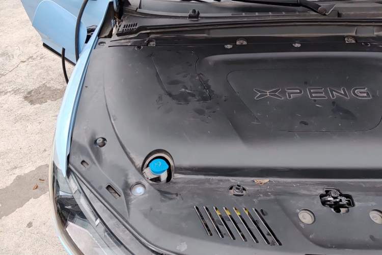 Used XPeng P5 2022 550E Engine Bay Right