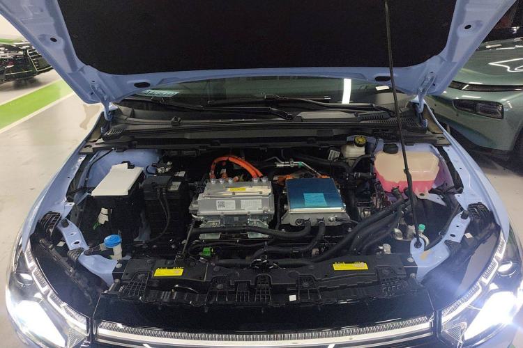 Used XPeng P5 2022 460E+ Engine Bay