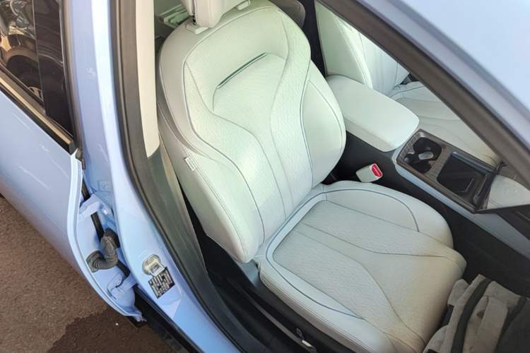 Used XPeng P5 2022 460E Right Front Seat