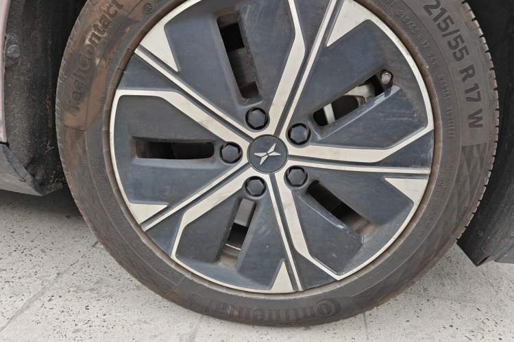 Used XPeng P5 2022 460P Right Front Wheel Hub