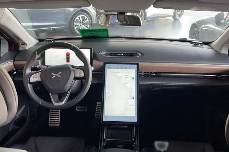 Used XPeng P5 2022 600P Interior 7