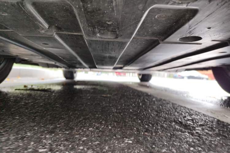 Used XPeng P5 2022 550E Chassis Front