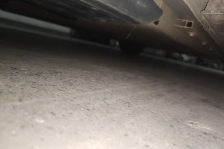 Used XPeng P5 2022 550P Chassis Front Left