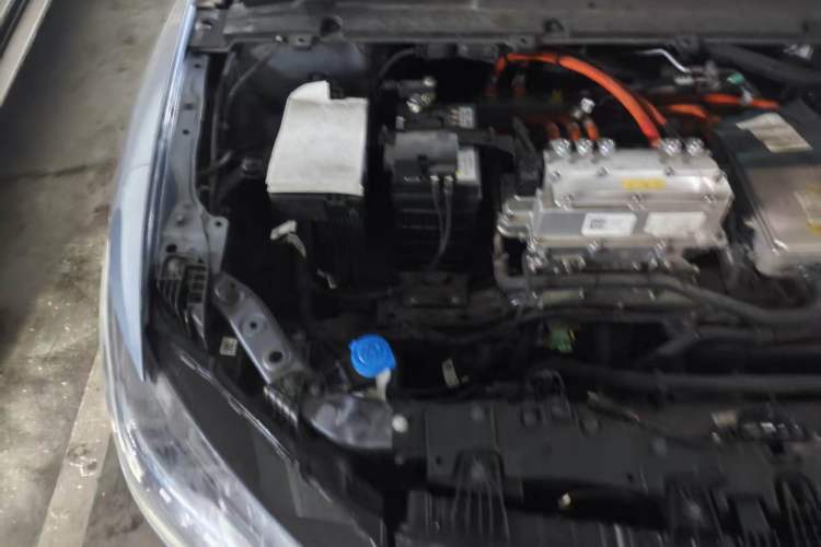 Used XPeng P5 2022 550E Engine Bay Right